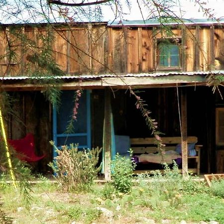 Ocho Guesthouse & Weaver'S Studio Espanola Dış mekan fotoğraf